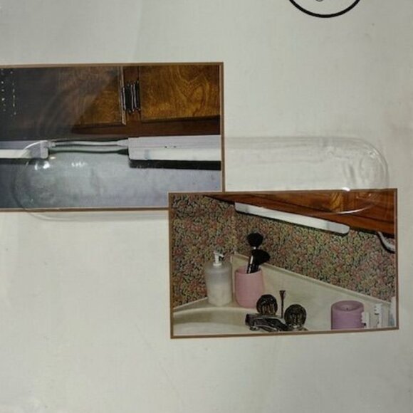 QualStar 24 inch Under-Cabinet Flourescent Light - Picture 10 of 13